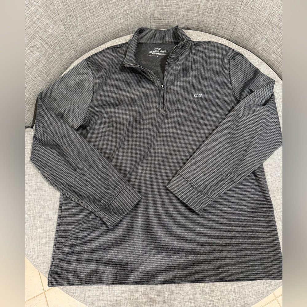 Vineyard Vines Charcoal Performance Pullover - image 1